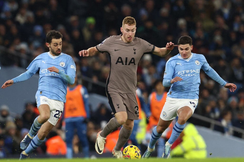 Premier League drama: Man City and Tottenham draw 3-3, Liverpool's thrilling 4-3 win over Fulham, Chelsea edges past Brighton 3-2, West Ham-Crystal Palace tie