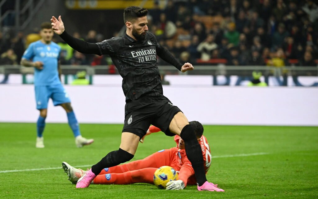 Milan wins Sunday's big match against Napoli and consolidates third place in the standings, for Napoli the Champions League race gets tough 