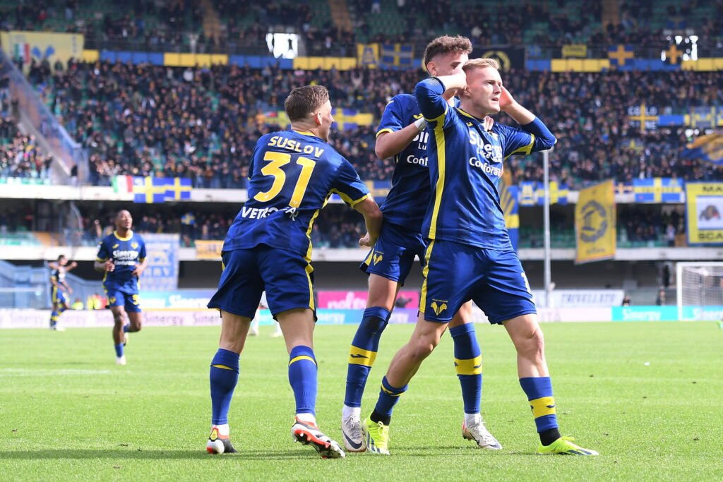 Serie A: Napoli won at the end of the match thanks to a Raspadori kick, as well as Bologna won the direct clash against Atalanta. Cagliari e Verona win 