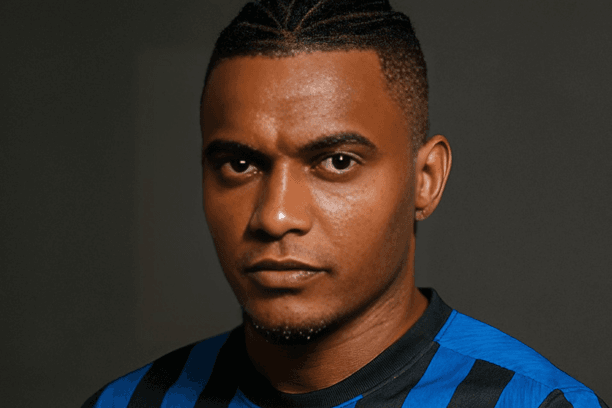 L'Inter dopo la sfida persa contro l'Udinese ha deciso di intervenire nel reparto difensivo puntando su Akanji