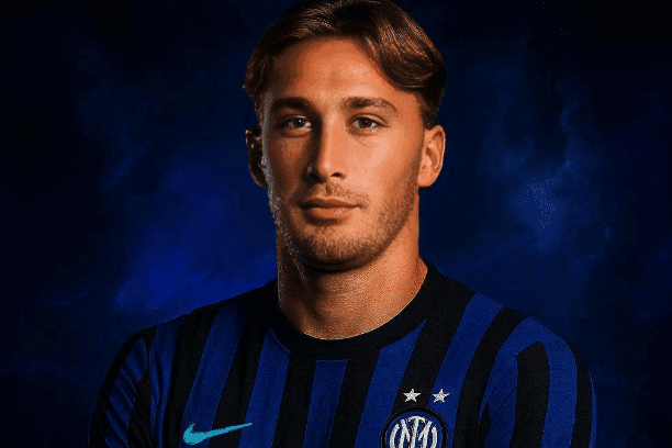 Pio Esposito è il gioiello dell’Inter: dopo il gol in Nazionale, il club prepara il rinnovo con stipendio raddoppiato.