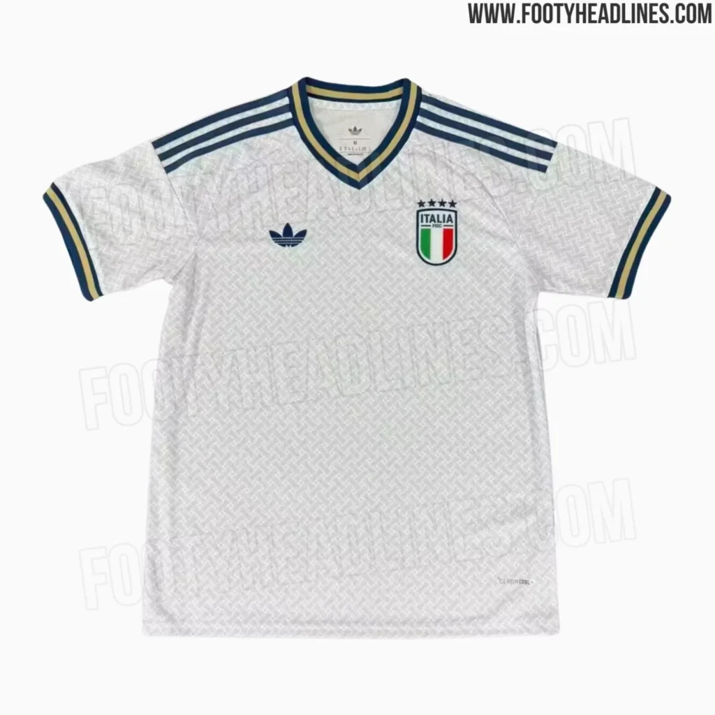 La Nazionale italiana presenta le maglie 2026: omaggio al trionfo del 2006 con dettagli dorati, motivi architettonici e tecnologia Climacool+